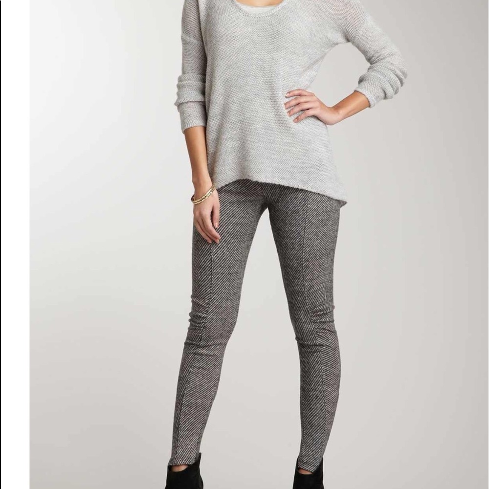 Mike Gonzalez leggings